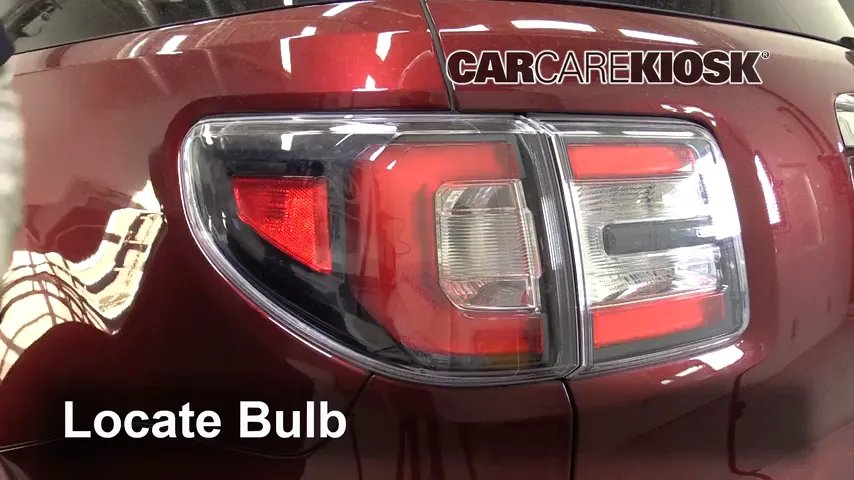 2017 GMC Acadia Limited 3.6L V6 Lights Tail Light (replace bulb)
